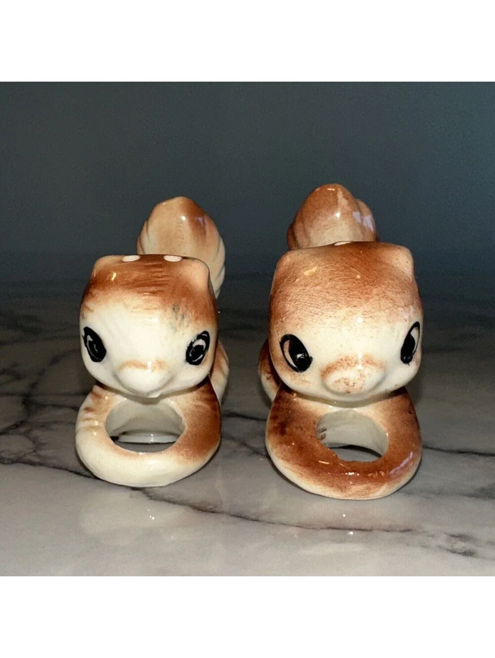 Squirrel Salt & Pepper Shakers 1' VINTAGE Ceramic Japan Set kitschY S&P